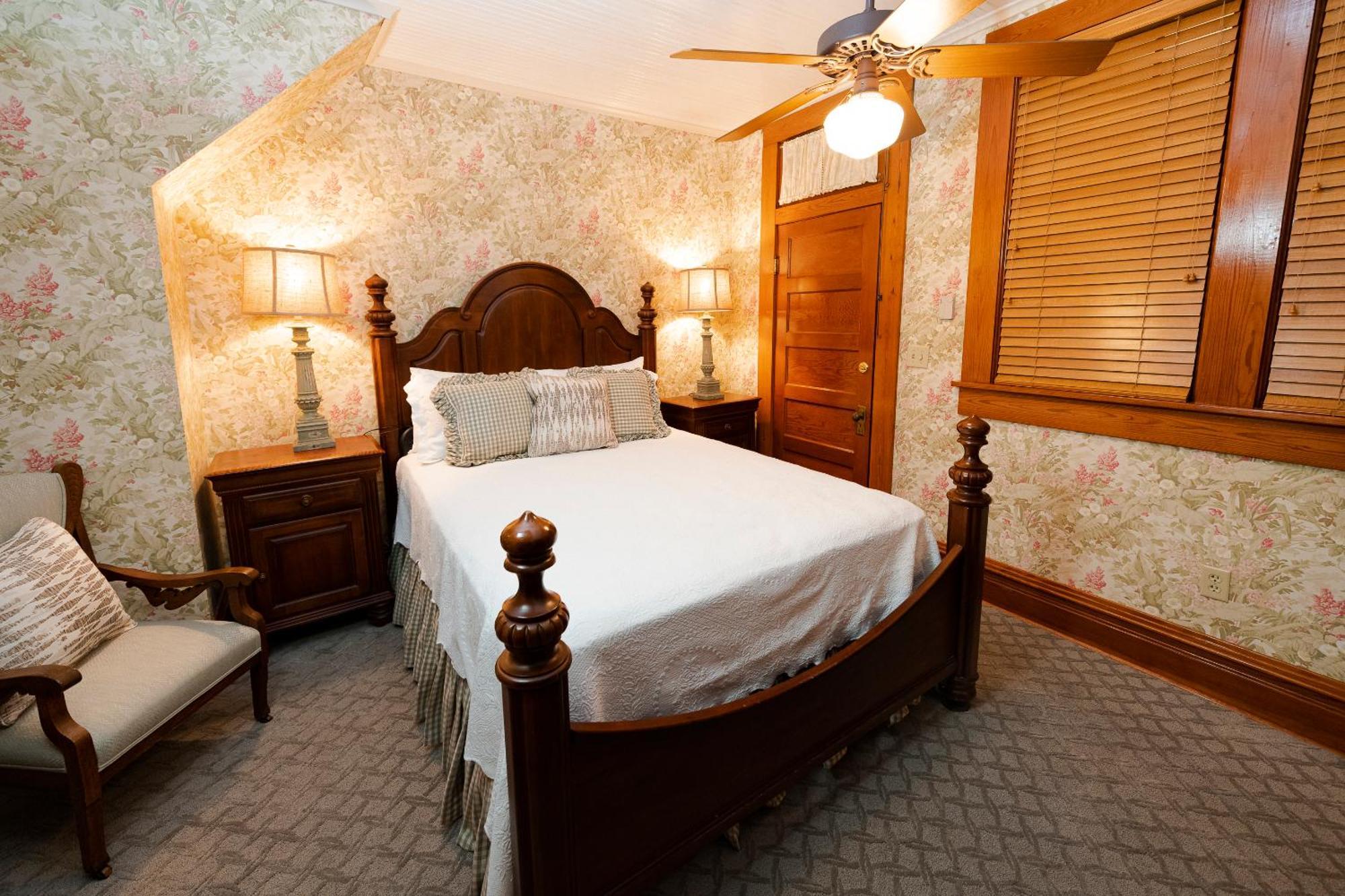 Captain Henderson House Hotel Arkadelphia Bilik gambar